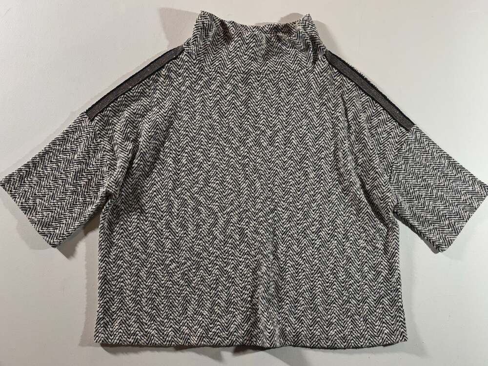 Chico’s Zenergy Women’s Size 2 White Black Mock Neck Sweater Bead Embellished